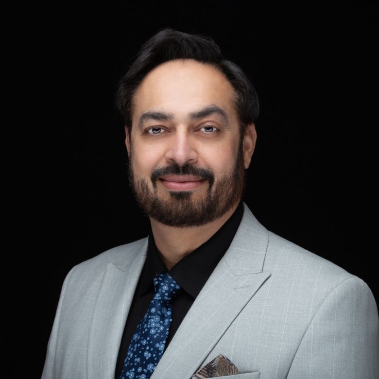 Harry Grewal Headshot